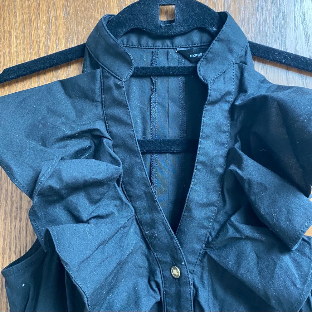 Express Ruffle Collar Dress. - Picture 4 of 7